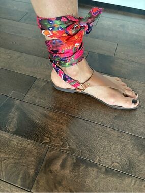 Sam Edelman Tan Leather T-Strap Ankle Wrap
